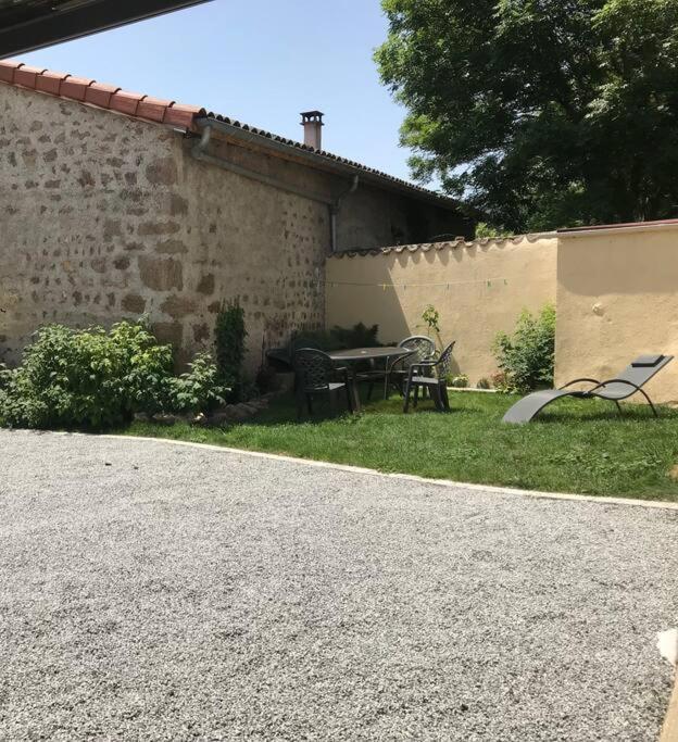 Jolie Maison De Campagne, Compostelle Villa Soleymieux Exterior photo