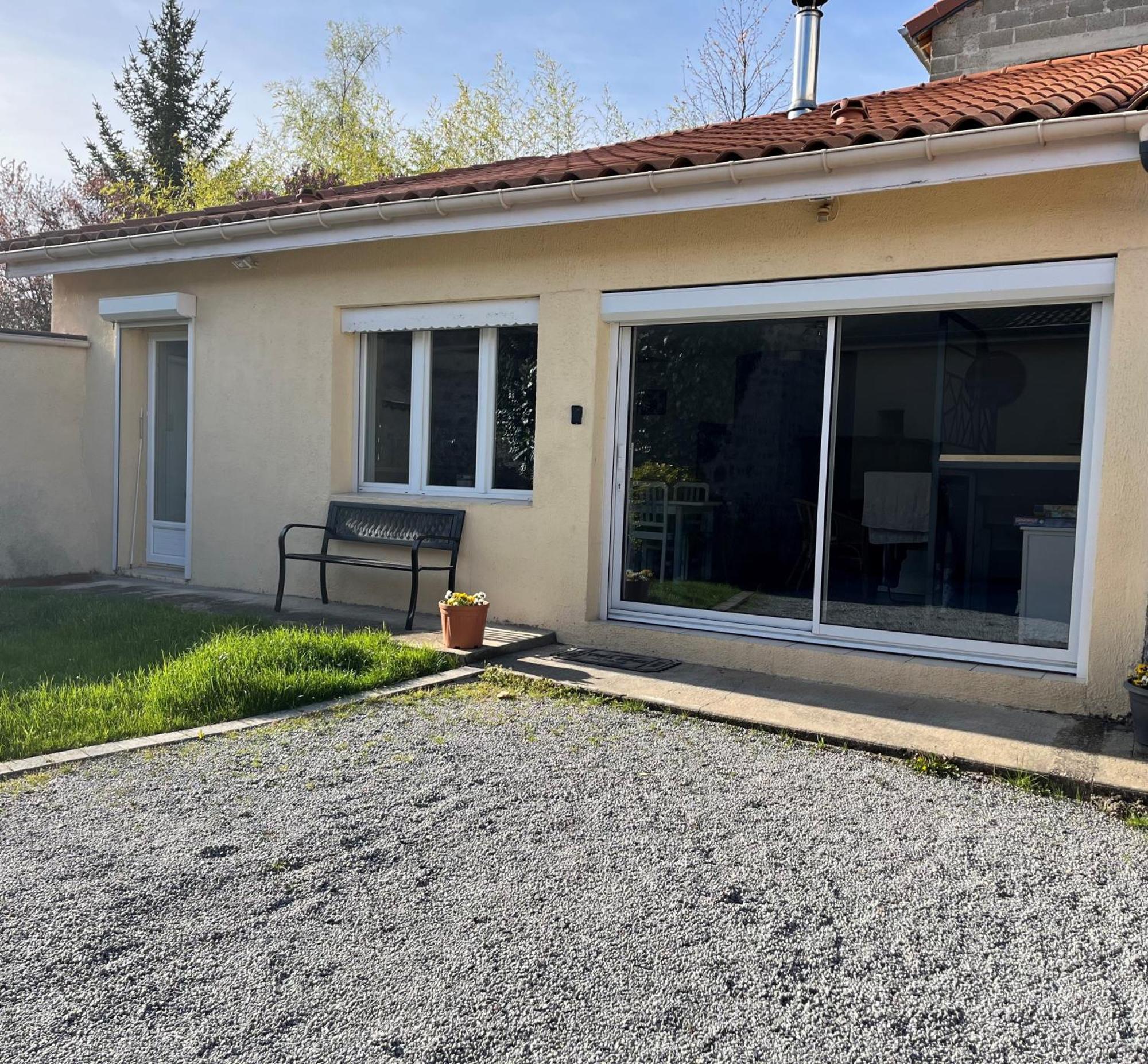 Jolie Maison De Campagne, Compostelle Villa Soleymieux Exterior photo